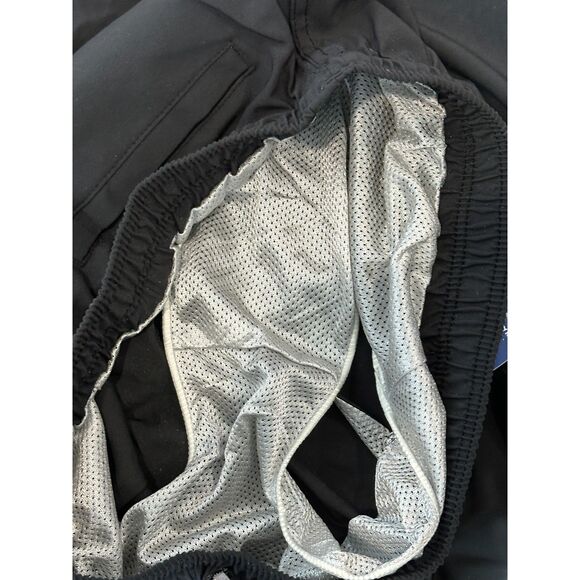 NWT Huk Boys Pursuit Volley Swim Shorts Black Size Youth XL - Picture 7 of 7